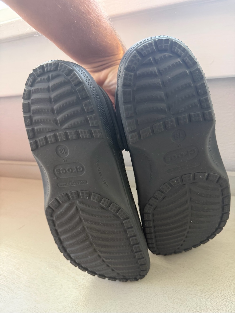 CROCS Adults Classic Clogs - Men’s Size 13 - Picture 5 of 6